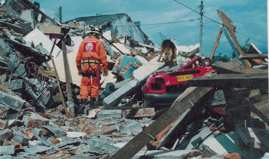 1999-01-25 Kolumbia Földrengés
