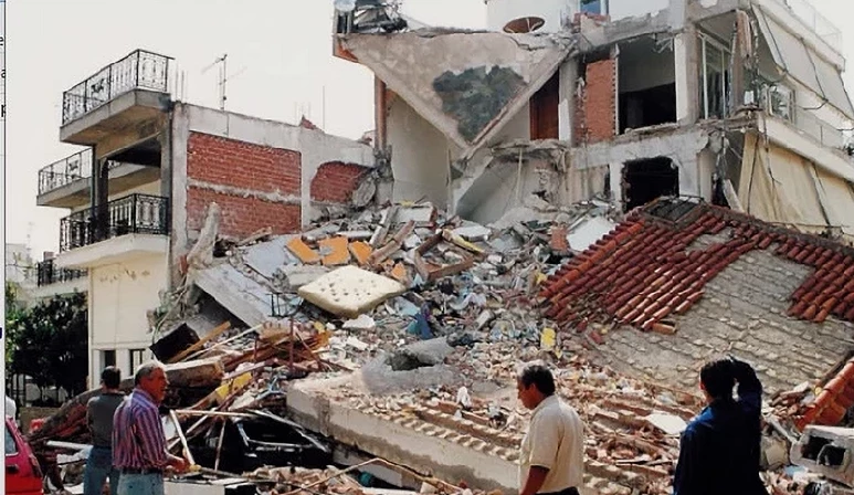 1999. szeptember 07. Görögország Athén Földrengés