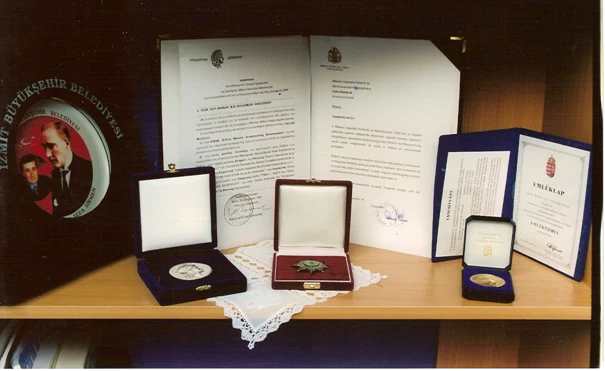 1999 Kitüntetés